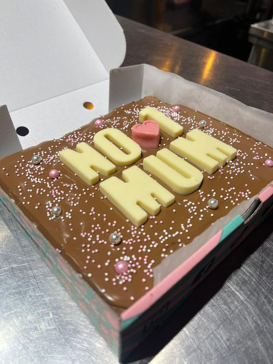 Number 1 Mum, Mothers Day, 9 piece, Brownie Slab, Mothers Day Gift, Serves 9, "NO.1 MUM"